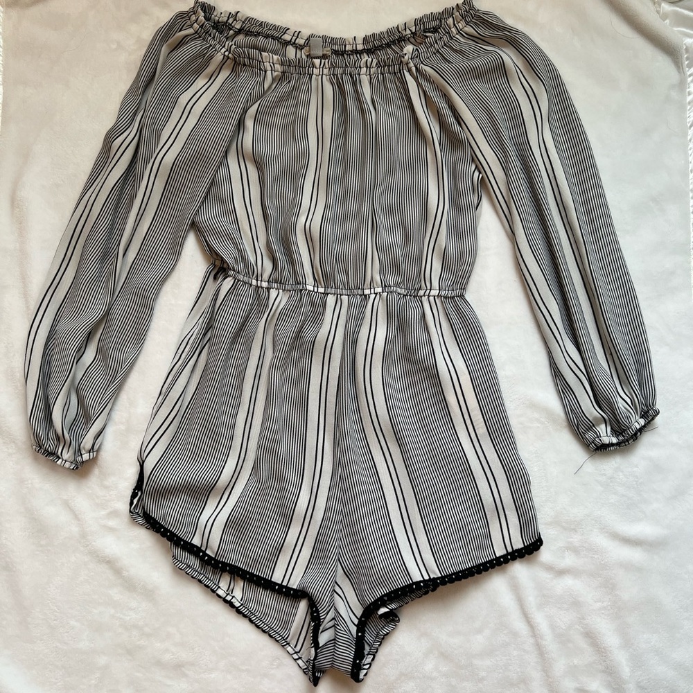 Off shoulder romper